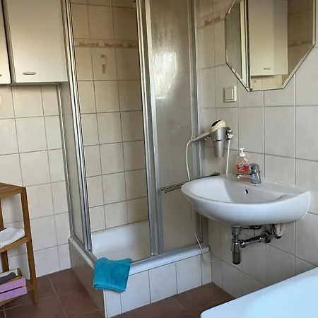 Zweibettzimmer 